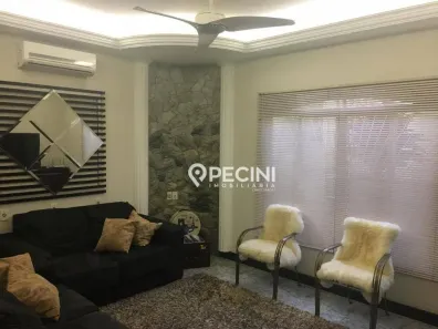 Casa com 4 Quartos à venda, 240m² no Jardim América, Rio Claro
