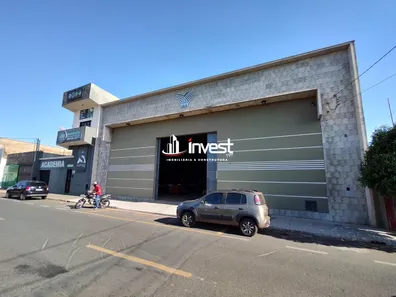 Galpão/Depósito/Armazém à venda, 800m² no Vila São Vicente, Uberaba