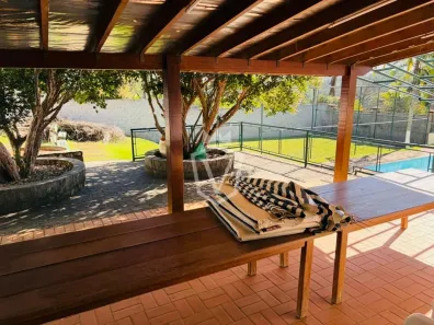 Fazenda/Sítio com 3 Quartos à venda, 344m² no Rio Acima, Jundiaí