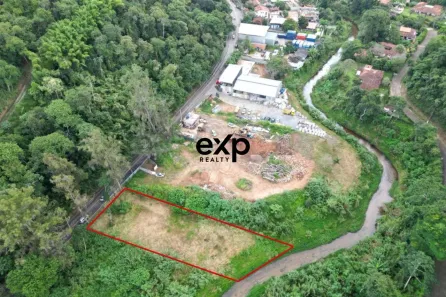 Lote/Terreno à venda, 1390m² no Itaipava, Petrópolis