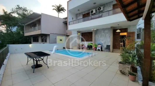 Casa com 4 Quartos à venda, 325m² no Jardim Guanabara, Rio de Janeiro