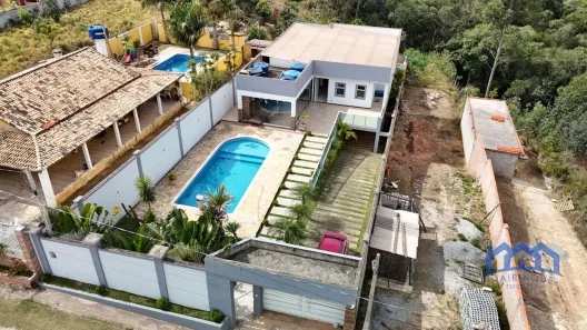 Fazenda/Sítio com 4 Quartos à venda, 1000m² no , Mairinque