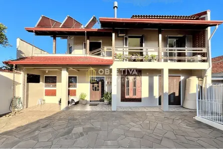 Casa com 3 Quartos à venda, 241m² no Harmonia, Canoas