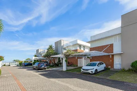 Casa de Condomínio com 3 Quartos à venda, 156m² no Lomba do Pinheiro, Porto Alegre