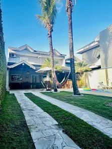 Sobrado com 3 Quartos à venda, 260m² no Loteamento Villa Branca, Jacareí