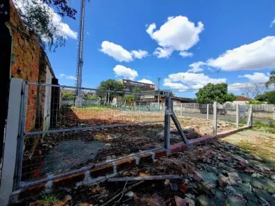 Lote/Terreno para alugar, 260m² no Vila Eunice Nova, Cachoeirinha