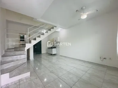 Sobrado com 2 Quartos à venda, 71m² no , Matinhos