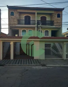 Sobrado com 3 Quartos à venda, 200m² no Vila Valparaíso, Santo André