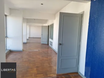 Galpão/Depósito/Armazém com 2 Quartos à venda, 234m² no Floresta, Porto Alegre