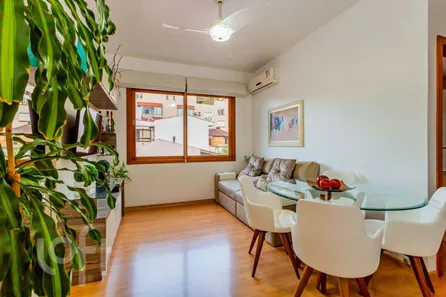 Apartamento com 2 Quartos à venda, 57m² no Menino Deus, Porto Alegre