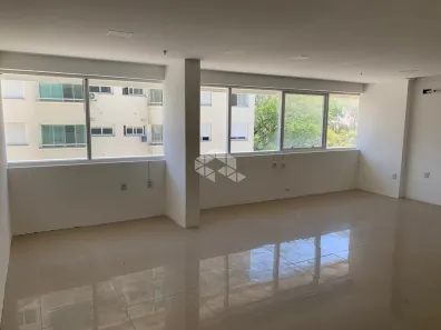 Sala Comercial à venda, 47m² no Passo da Areia, Porto Alegre