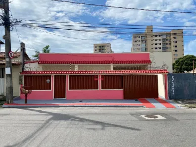 Casa com 3 Quartos à venda, 200m² no Parque Residencial Laranjeiras, Serra