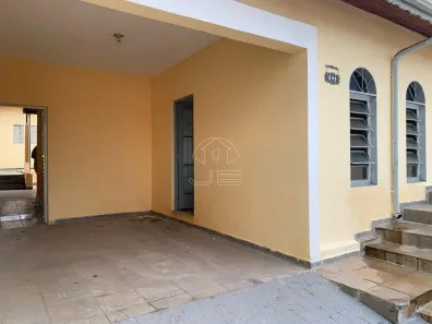Casa com 3 Quartos para alugar, 180m² no Parque São Jorge, Campinas