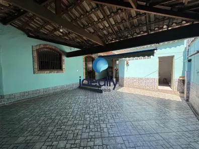 Casa com 5 Quartos à venda, 205m² no Confisco, Belo Horizonte