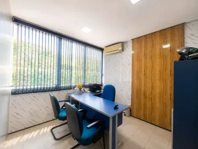 Sala Comercial para alugar, 48m² no São Francisco, Manaus