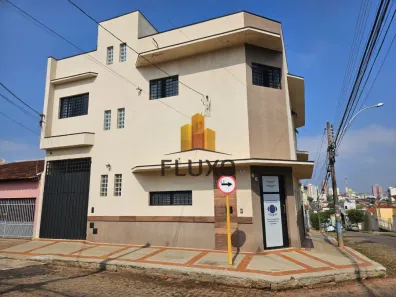 Casa com 3 Quartos à venda, 496m² no Vila Flores, Bauru
