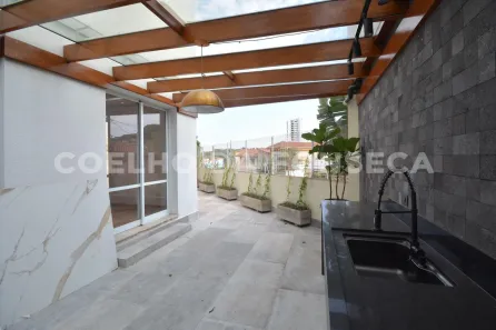 Apartamento com 2 Quartos à venda, 200m² no Vila Madalena, São Paulo