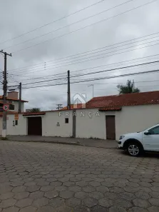 Imóvel Comercial com 4 Quartos à venda, 250m² no Vila Pinheiro, Jacareí