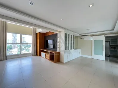 Apartamento com 3 Quartos à venda, 235m² no Cambuí, Campinas