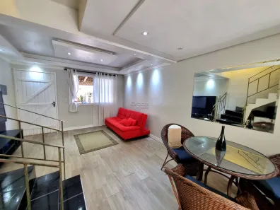 Casa de Condomínio com 2 Quartos à venda, 103m² no Rio Branco, Canoas