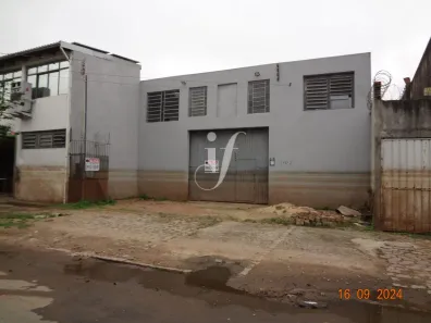 Galpão/Depósito/Armazém para alugar, 224m² no São Geraldo, Porto Alegre