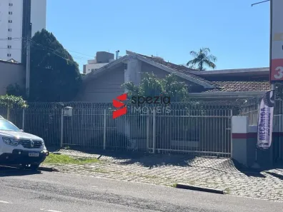 Imóvel Comercial com 3 Quartos para alugar, 240m² no Alto da Rua XV, Curitiba