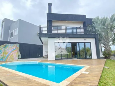 Casa com 5 Quartos para alugar, 267m² no Atami, Pontal do Paraná