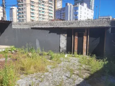 Sobrado com 5 Quartos para alugar, 260m² no Campo Grande, Santos