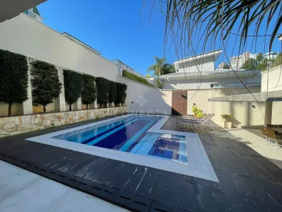 Casa com 4 Quartos à venda, 397m² no Tamboré, Santana de Parnaíba