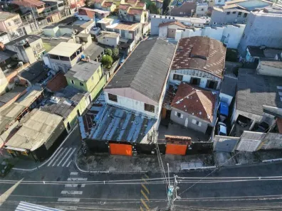 Galpão/Depósito/Armazém para alugar, 1400m² no Vila Paranaguá, São Paulo