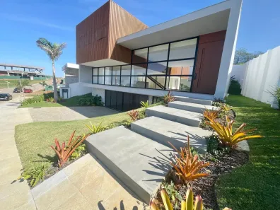 Casa com 6 Quartos à venda, 637m² no Perocão, Guarapari
