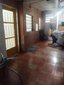 Casa com 1 Quarto para alugar, 35m² no Cidade Domitila, São Paulo