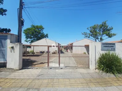 Casa com 2 Quartos para alugar, 44m² no Olaria, Canoas
