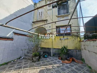 Imóvel Comercial com 3 Quartos para alugar, 155m² no Vila Mathias, Santos