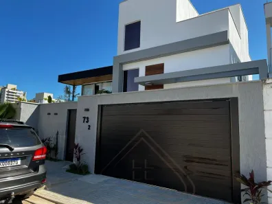 Casa de Condomínio com 4 Quartos à venda, 350m² no Recreio dos Bandeirantes, Rio de Janeiro