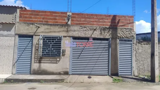 Casa com 3 Quartos à venda, 200m² no Parque Verde, Itabuna