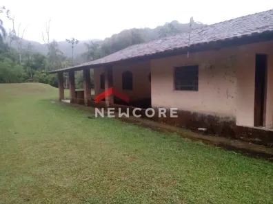 Fazenda/Sítio com 3 Quartos à venda, 35000m² no Centro, São Lourenço da Serra