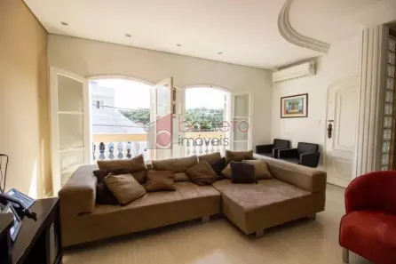 Casa com 3 Quartos à venda, 179m² no Vila São José, Várzea Paulista