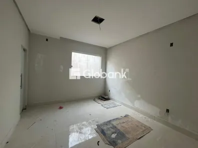 Casa com 3 Quartos à venda, 90m² no Vila Nova, Montes Claros