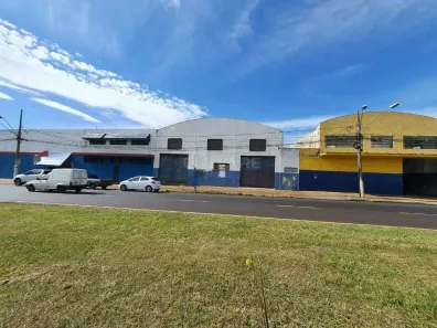 Galpão/Depósito/Armazém para alugar, 815m² no Vila Brasil, Ribeirão Preto