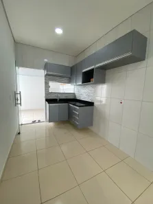 Casa de Condomínio com 2 Quartos para alugar, 60m² no Flores, Manaus