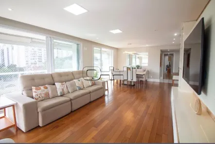 Apartamento com 3 Quartos à venda, 210m² no Campo Belo, São Paulo