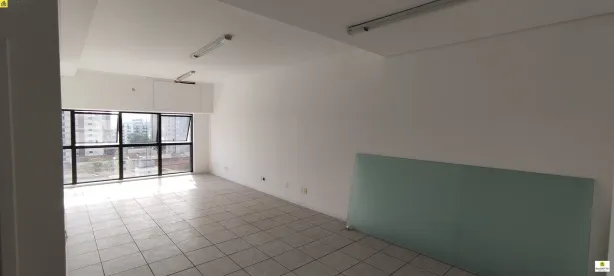 Sala Comercial à venda, 49m² no América, Joinville