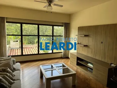 Casa de Condomínio com 3 Quartos à venda, 233m² no Jardim Olympia, São Paulo