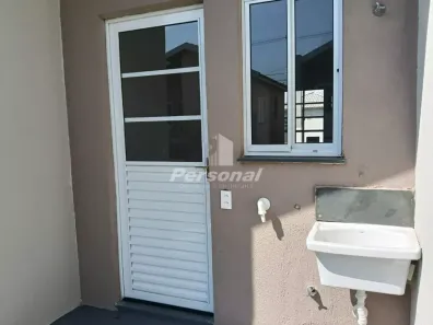 Casa de Condomínio com 2 Quartos para alugar, 44m² no Distrito Industrial do Una II, Taubaté