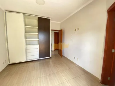 Casa de Condomínio com 3 Quartos para alugar, 90m² no Parque Mãe Preta, Rio Claro