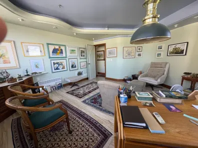 Sala Comercial com 2 Quartos à venda, 41m² no Três Figueiras, Porto Alegre