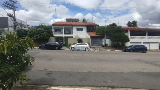 Casa com 3 Quartos à venda, 248m² no Vila Domingues, Votorantim