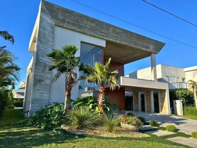 Casa de Condomínio com 4 Quartos à venda, 360m² no Torres, Torres
