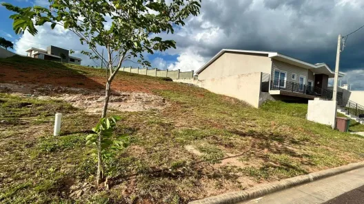 Lote/Terreno à venda, 300m² no Jardim Carvalho, Ponta Grossa